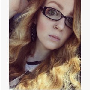 Meet your Posher, Madelyn